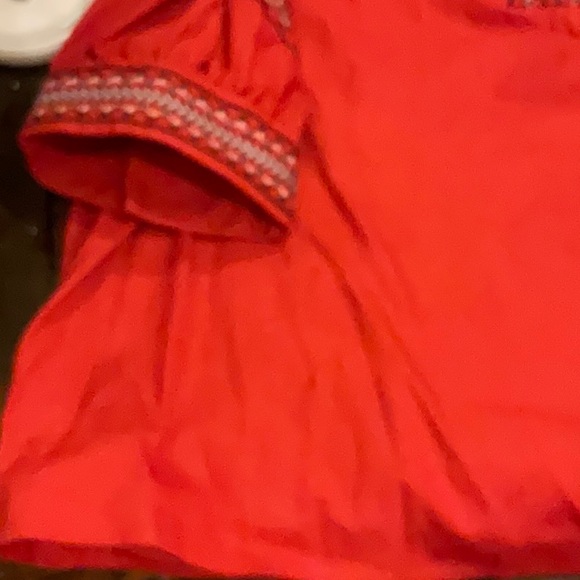 Beautiful red embroidery top!  First class style and details. classic, as new! - Picture 4 of 5